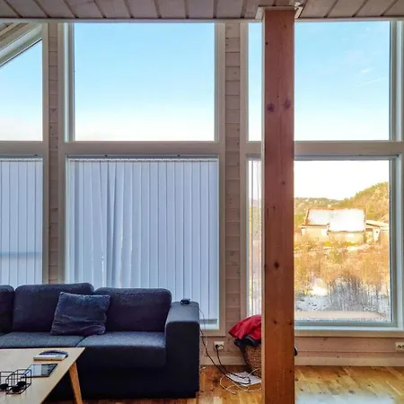 Pet Friendly In With Kitchen Holiday home Lyngdal