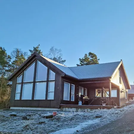 Pet Friendly In With Kitchen * Lyngdal