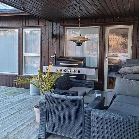 Holiday home Pet Friendly In With Kitchen